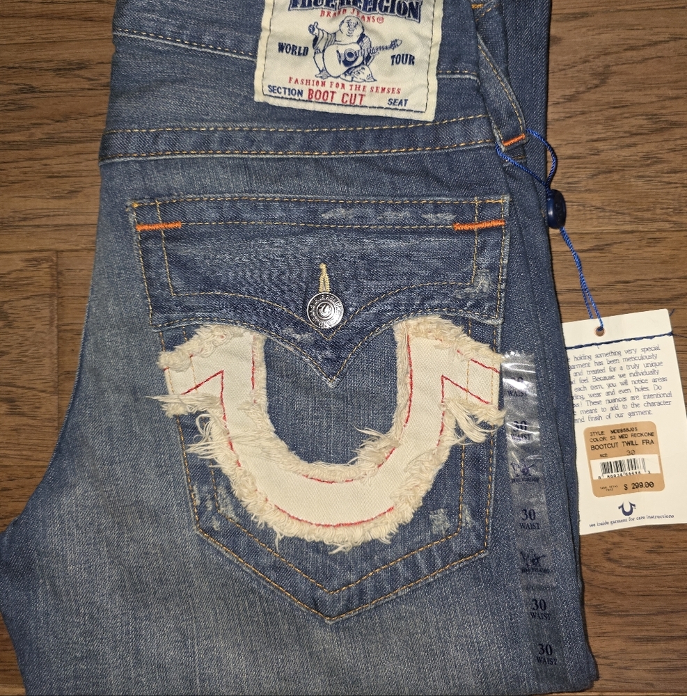 True Religion Billy Bootcut Jeans NWT